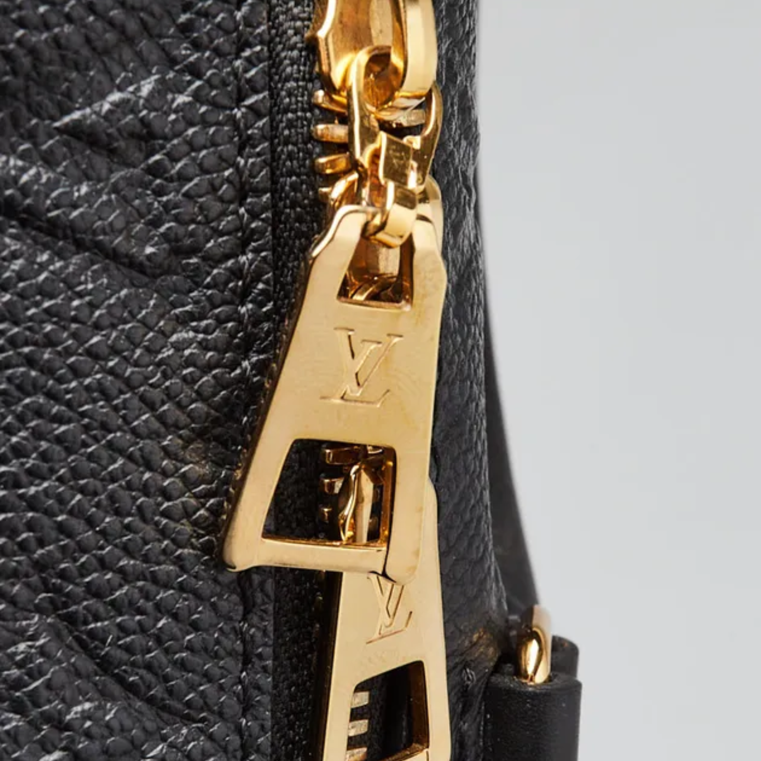 LOUIS VUITTON TOILE MONOGRAM