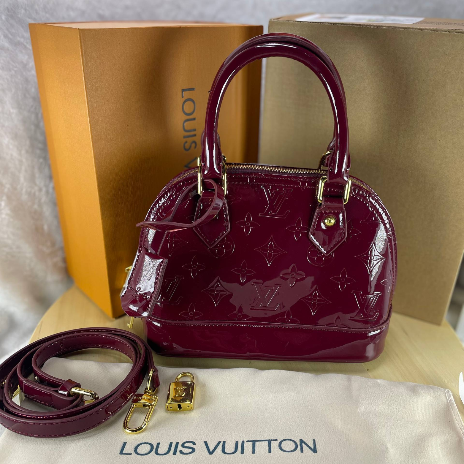 LOUIS VUITTON ALMA BB