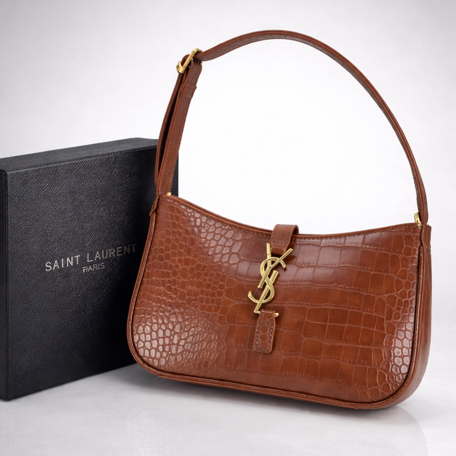 SAINT LAURENT LE 5 à 7