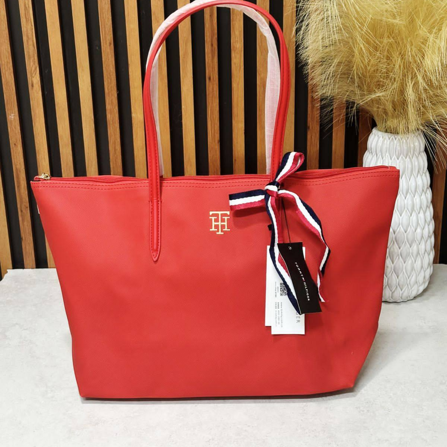TOMMY HILFIGER TOTE