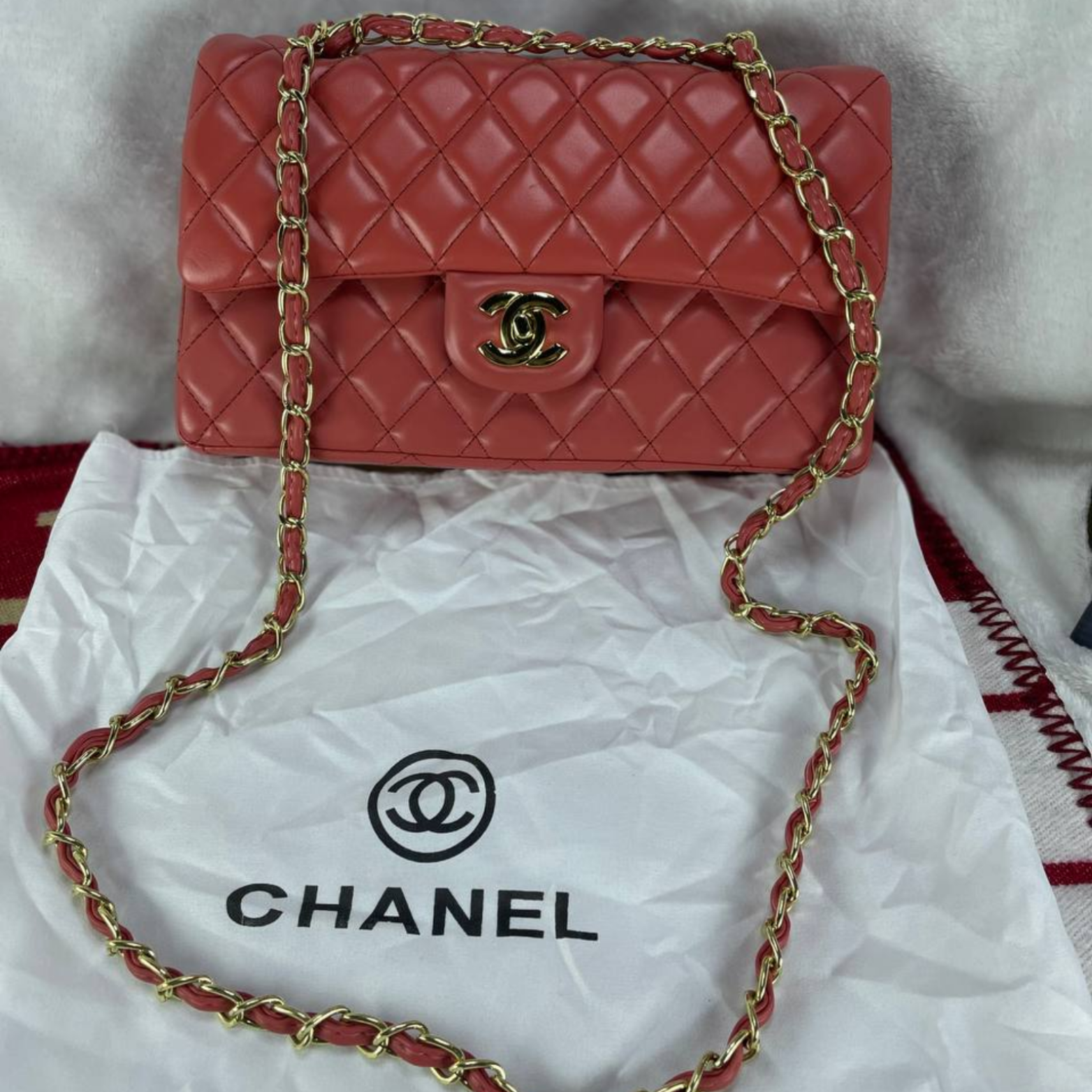 CHANEL CLASSIC FLAP BAG