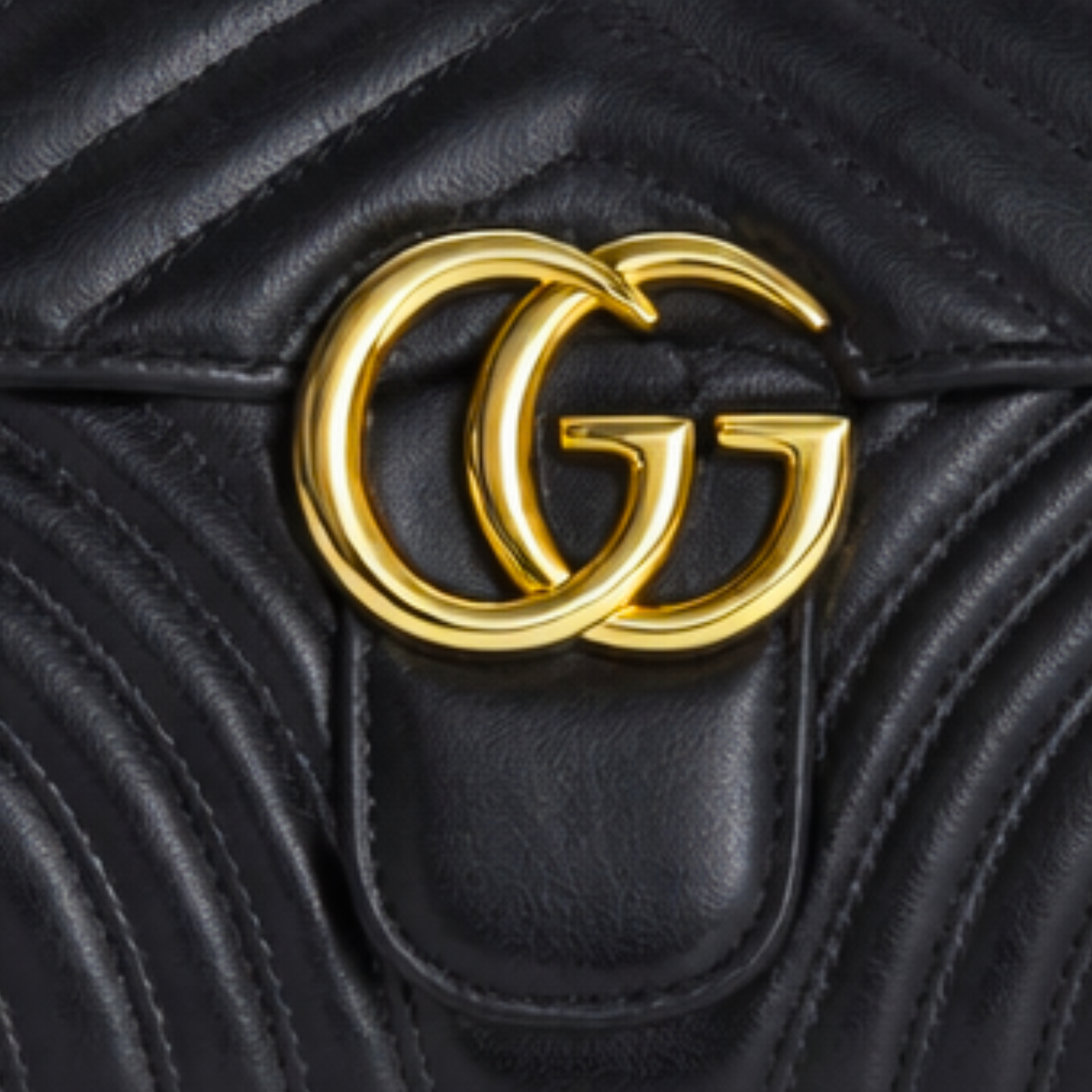 GUCCI MARMONT SHOULDER BAG