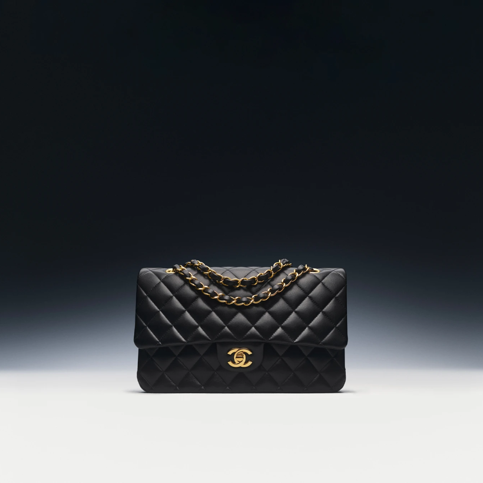 CHANEL CLASSIC FLAP MEDIUM