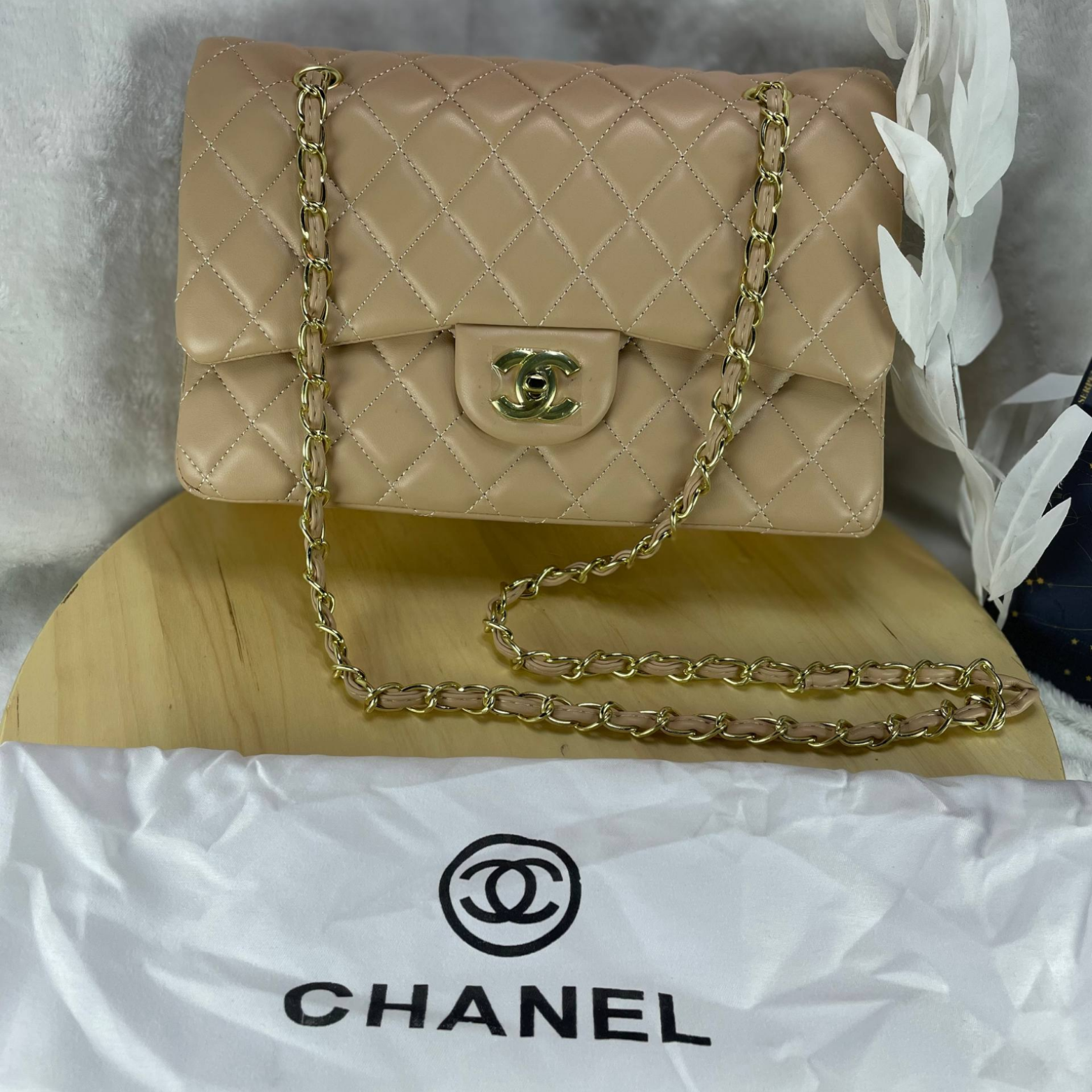 CHANEL CLASSIC FLAP BAG