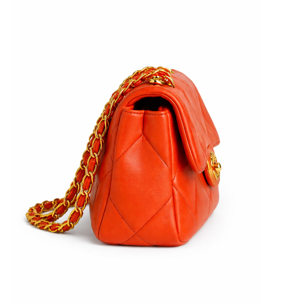 CHANEL 19 FLAP BAG – CUIR MATELASSÉ