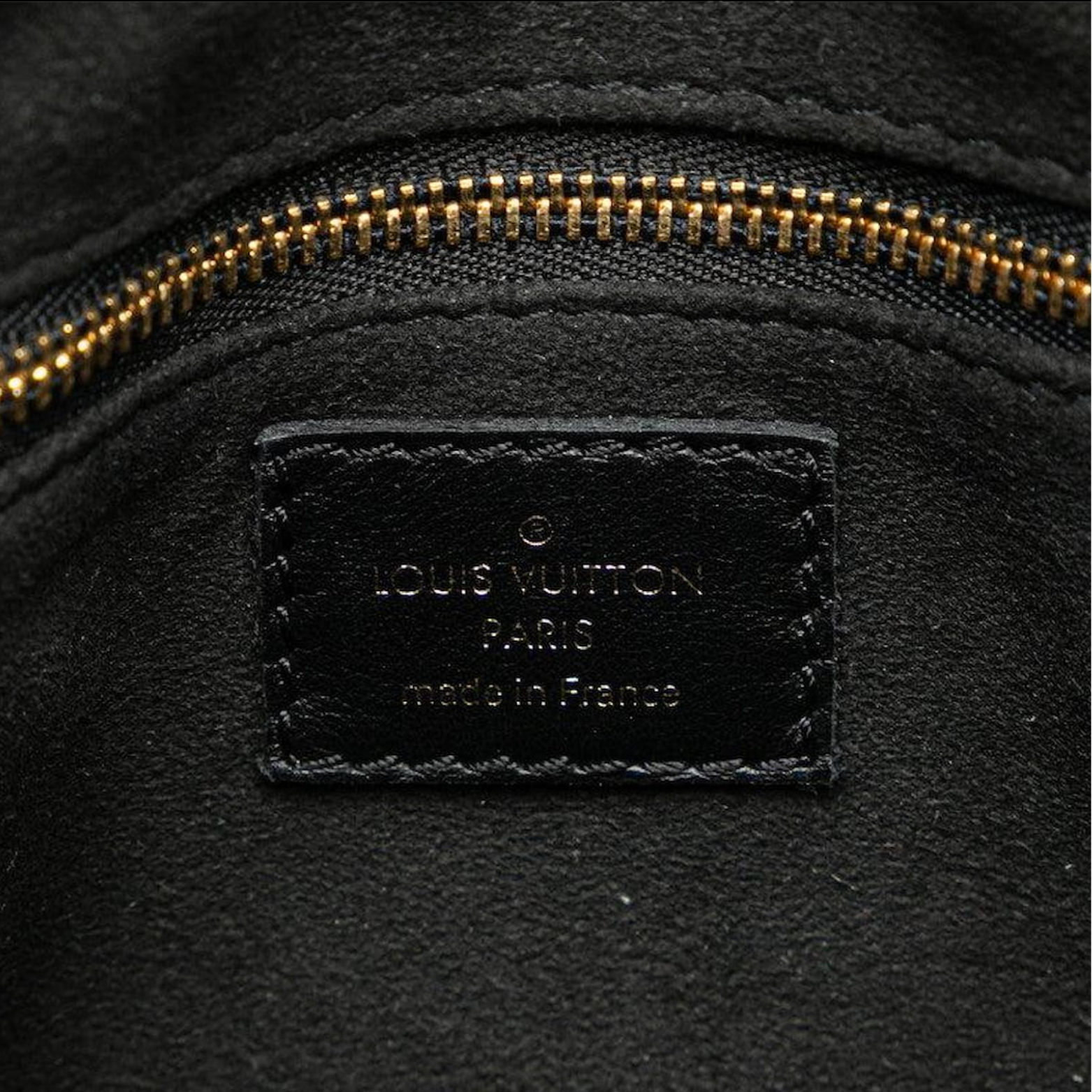 LOUIS VUITTON TOILE MONOGRAM