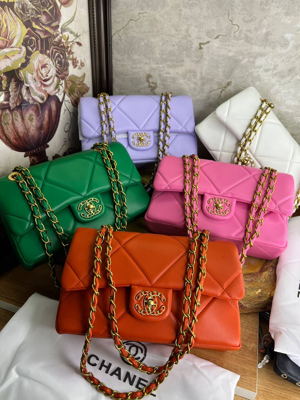 CHANEL 19 FLAP BAG – CUIR MATELASSÉ