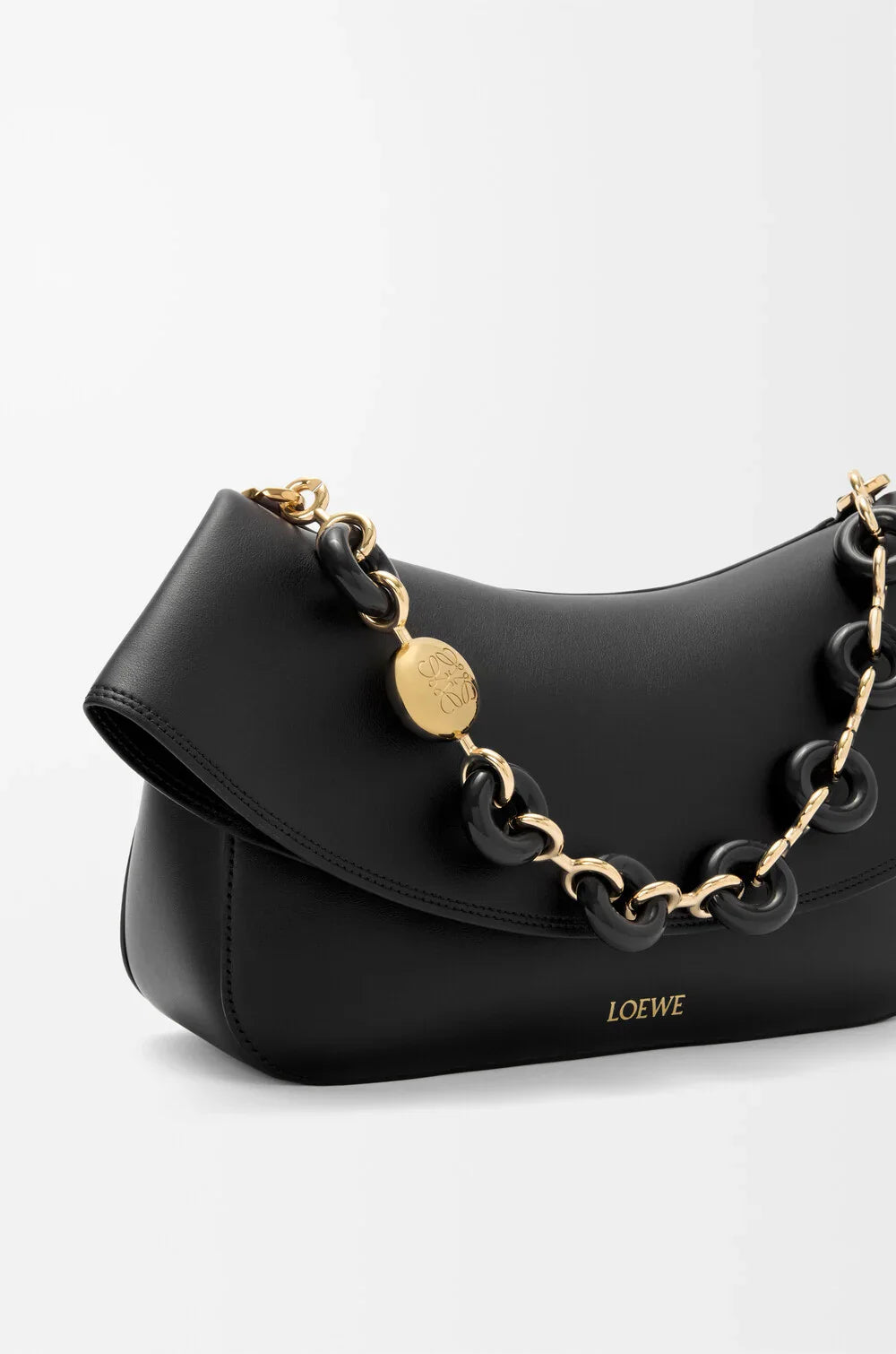 Loewe Sac Ola moyen modèle en cuir de veau lisse