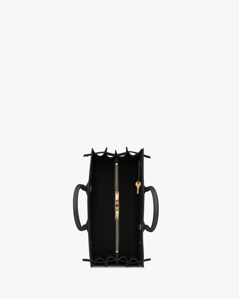 SAC DE JOUR EN CUIR LISSE - SMALL
NOIR
