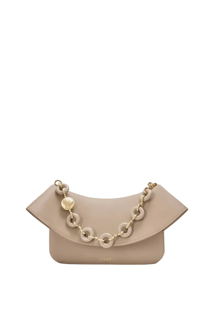 Loewe Sac Ola moyen modèle en cuir de veau lisse
