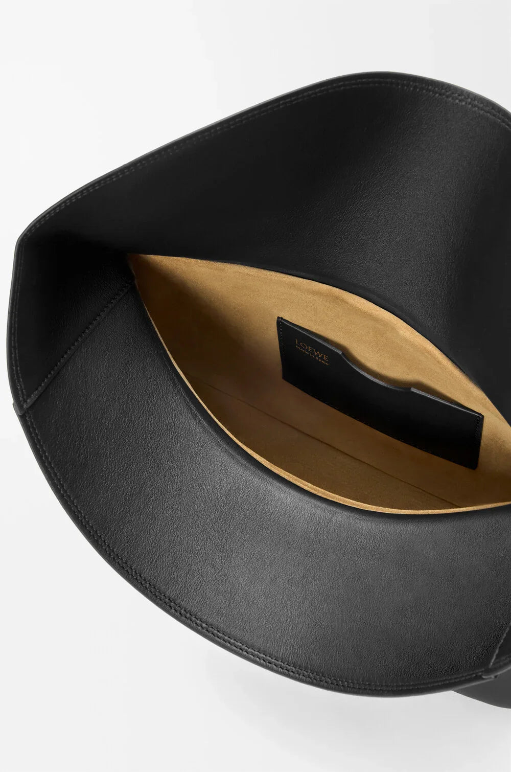 Loewe Sac Ola moyen modèle en cuir de veau lisse
